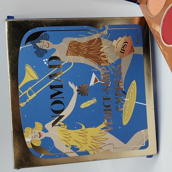 Nomad Venice-Simplon Express Carry-On Eyeshadow Palette - Picture 2 of 16